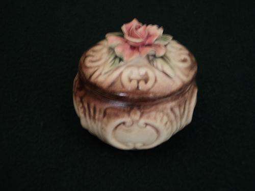 Capodimonte trinket box.