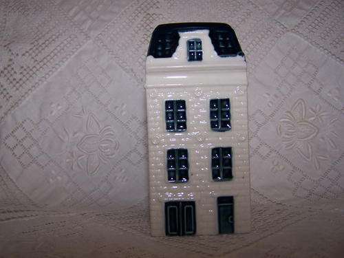 KLM Blue Delft's House No. 43, Sealed
