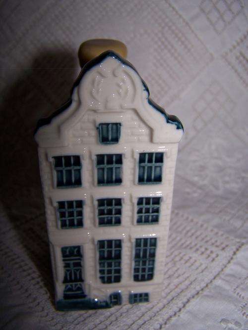 KLM Blue Delft's House No. 62, Sealed