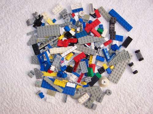 250 Lego Pieces