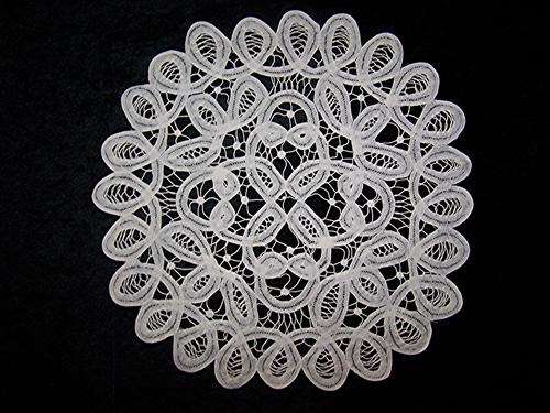 Lace Tray Cloth. Pretty Vintage Ribbon Lace Tray Cloth.