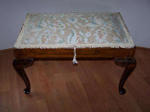 Piano Stool. Beautiful Large Vintage Solid Wood Piano Stool with Inside Compartment. COLLECTION ONLY