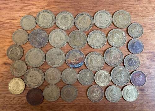 Lot of 1c and 1/2c coins - various dates from 1961 to 1964