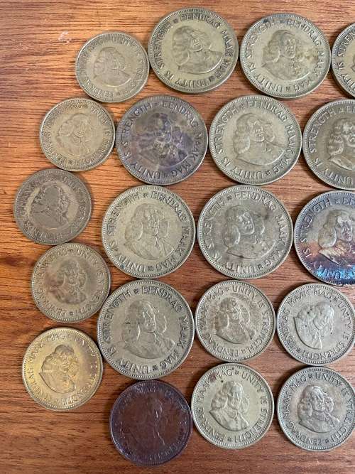 Lot of 1c and 1/2c coins - various dates from 1961 to 1964