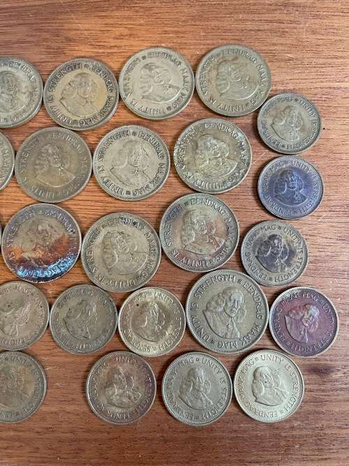 Lot of 1c and 1/2c coins - various dates from 1961 to 1964