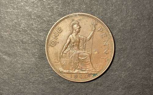 Excellent 1940 British 1 penny coin