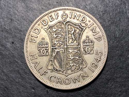 Nice 1945 British 1/2 crown (50%) silver coin