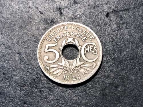 Very nice 1924 French 5 Centimes coin
