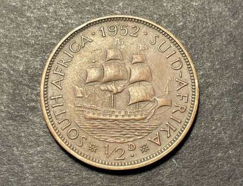 Nice 1952 SA Union 1/2 penny coin