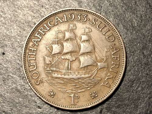 1933 King George V South African 1 penny bronze coin - lot 1 of 3