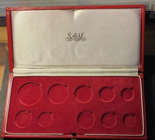 Empty Case for a 1971 long proof set