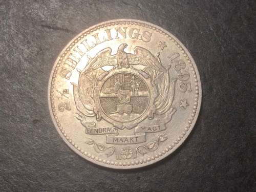 Rare 1895 ZAR Silver half crown (2 1/2 shillings) in high grade - Lot #2