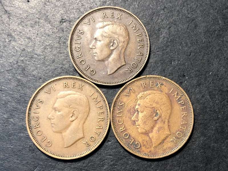 1946 King George VI South African 1/2 penny bronze coin - 3 Available - Lot 1 of 1