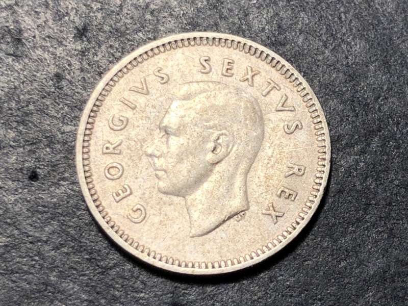 SILVER 1948 King George VI South African 3 pence (Tickey) coin