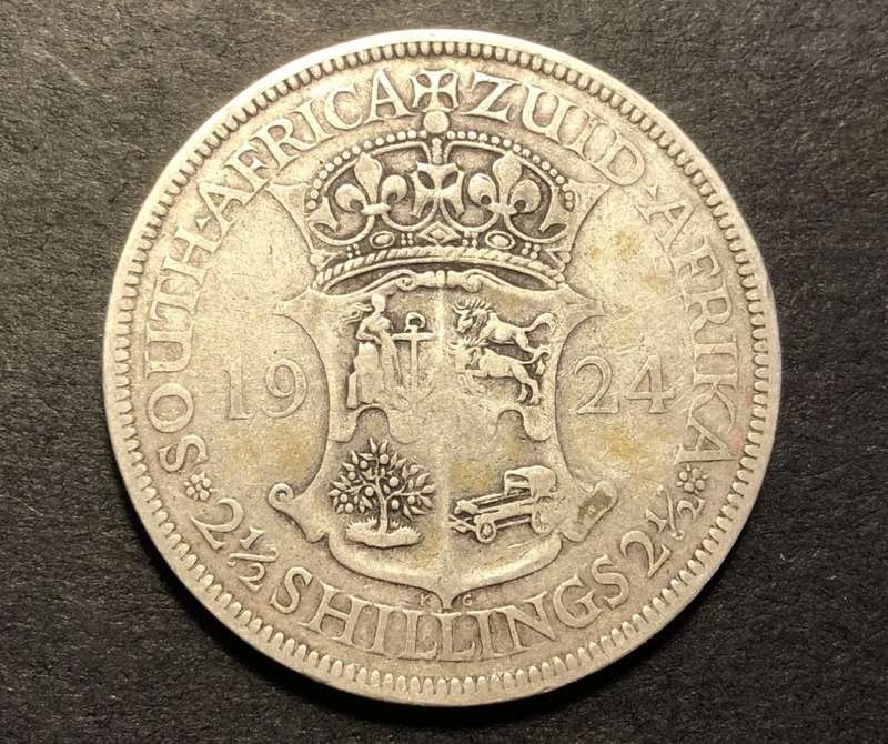 Scarce 1924 SA Union 2 ½ shillings (half crown) silver coin