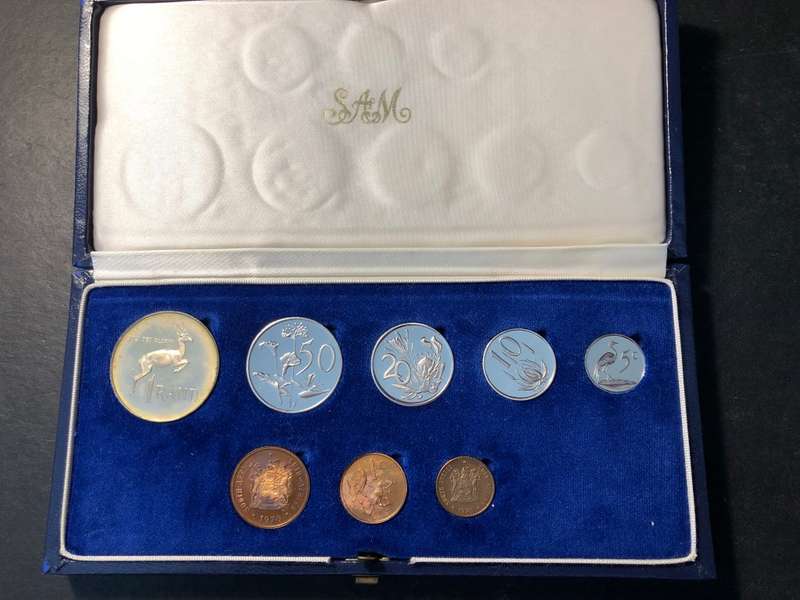 Scarce 1970 South African Short proof coin set - Complete in original blue box