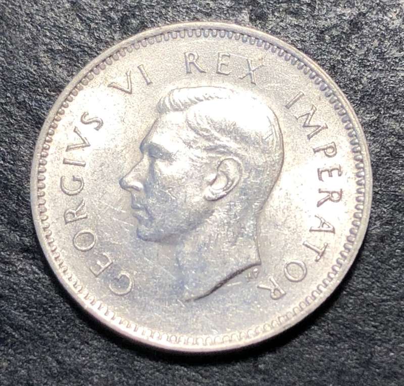 Silver 1943 Union of South Africa 3 pence (tickey) coin