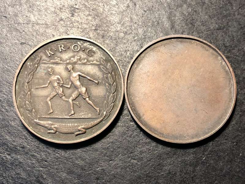 Lot of 2 Unknown K.R.O.C. Bronze medallions - Uniface