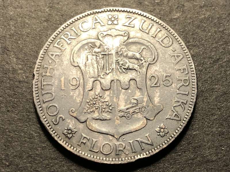 VERY RARE VF 1925 SA Union silver 2 shilling (Florin) coin - Catalogue value for VF is R25,000!