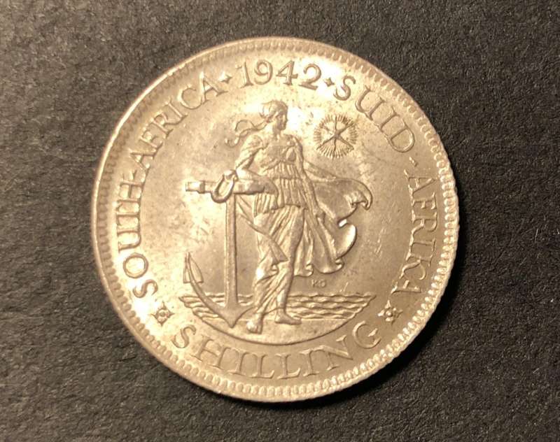 Excellent 1942 SA Union silver shilling coin - 80% silver