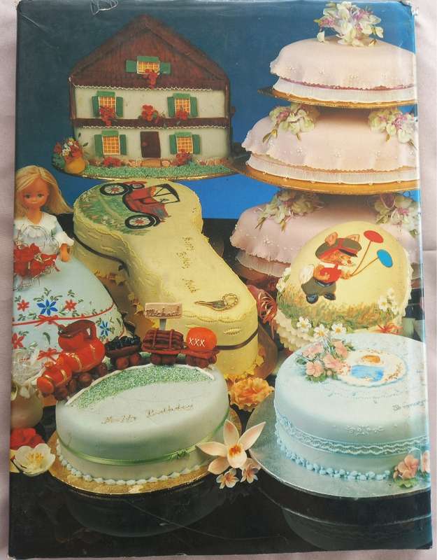 101 Cake Decorating Ideas , Marie Sykes & Patricia Simmons, 1983
