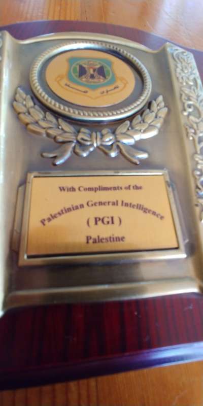 Unique Plaque presented to Ronnie Kasrils