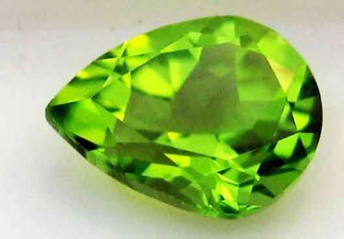 10.00 x 8.00 mm Pear cut Peridot  2.59 ct.