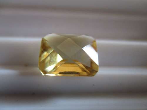 2.80 cts. CITRINE FANCY CUT  Emerald  Shape 10.00 x 8.00 mm