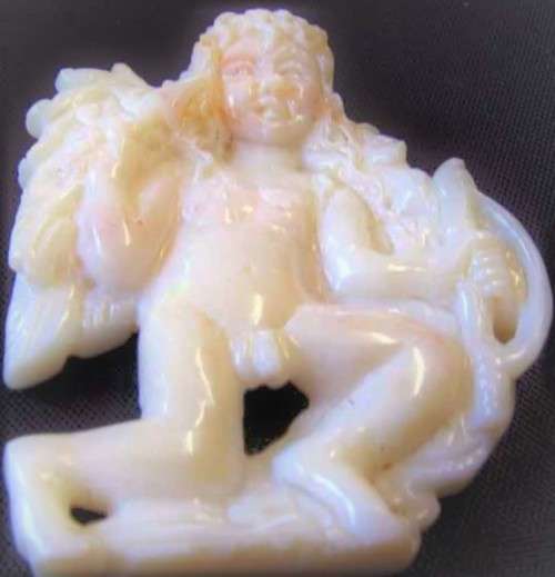 BIG WHITE AUSTRALIAN FIGURINE OPAL 130.25 CT