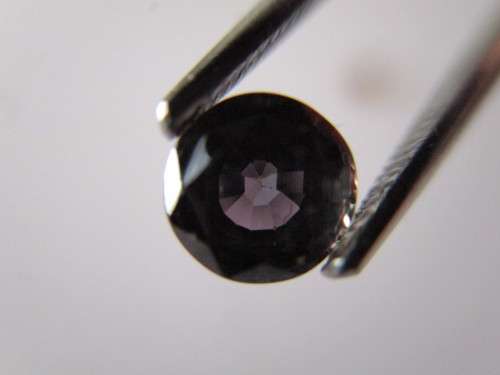 0.64 ct Genuine 4.60mm Round Sapphire Changing Color