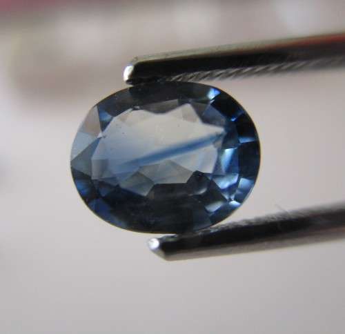 0.62 ct Ceylon Blue sapphire