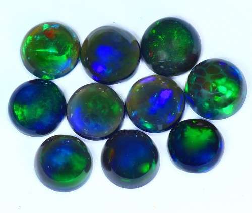 3.24 Ct.Round Cut 5 x 5 mm Multi Colour Play Black Fire Opal