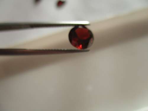7.50 mm Round Faceted  cut Garnet 1.82 ct.