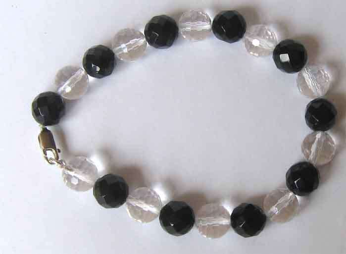 Beautiful, Crystal  and Black Onyx  - faceted beads Bracelet