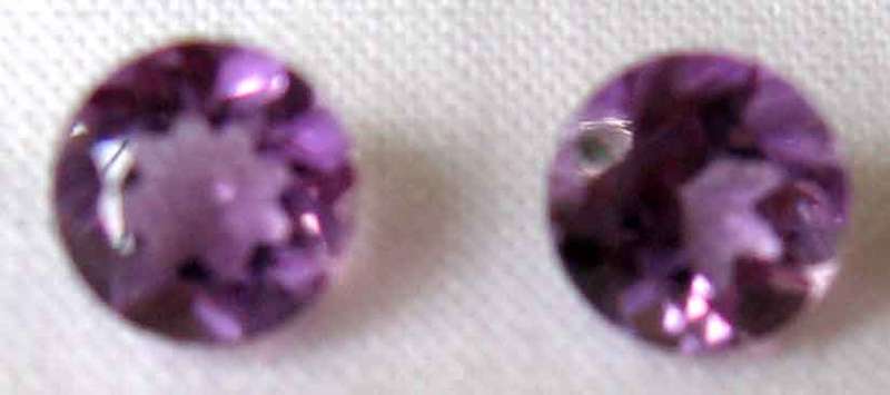 1lot, 2 pieces of  5.00 mm Round cut Amethysts, T. W.  1.00 cts.