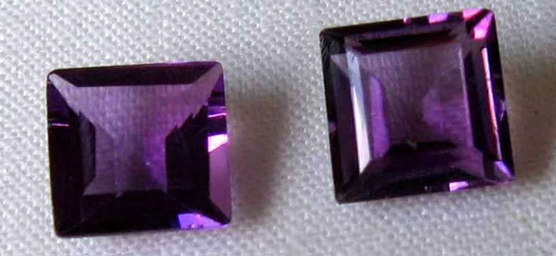 1 lot, 2 pieces of 6.00 x 6.00 mm Princess cut Amethysts, T. W. 1,86cts.
