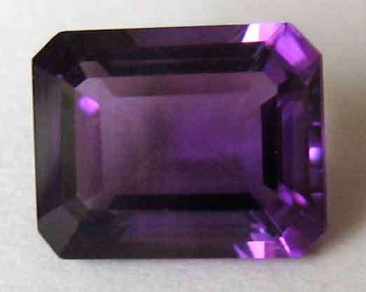 10.00 x 8.10 mm Octagonal -Faceted cut Ametyst 2.92 cts.