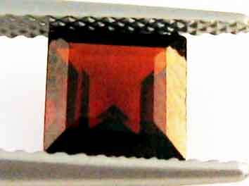 7.20 x 7.20mm Square cut Garnet 2.35 cts