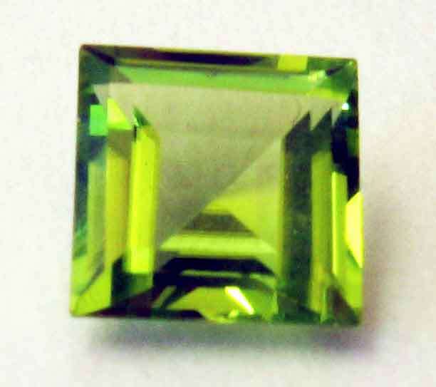 6.00 x 6.00 mm Square cut  Peridot  1.00 cts