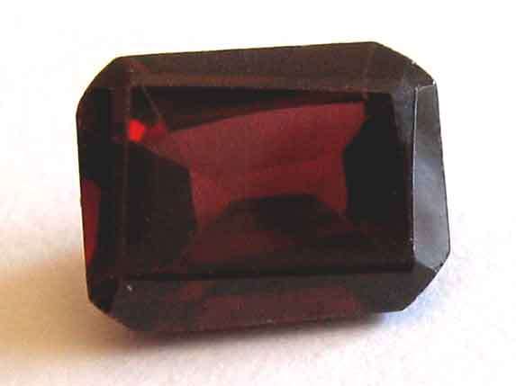 9.00 x 7.00 mm Octagonal cut Garnet  2.79cts.