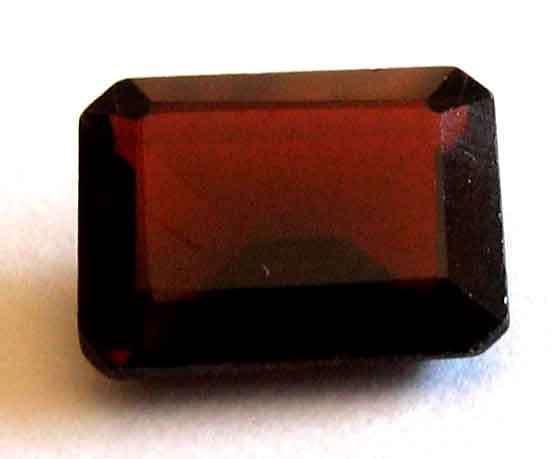 9.00 x 7.00 mm Octagonal cut Garnet  2.58cts.