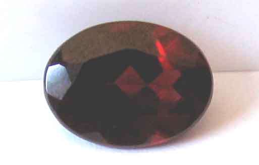 10.00 x 8.10 mm Oval -faceted cut Garnet  2.65  cts.