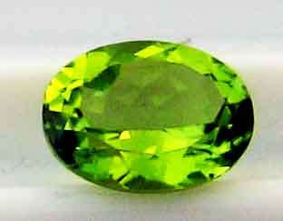 9.00 x 7.00 mm Oval cut Peridot  1.95 cts.