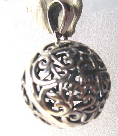 Lovely  Sterling Silver   -Pendant