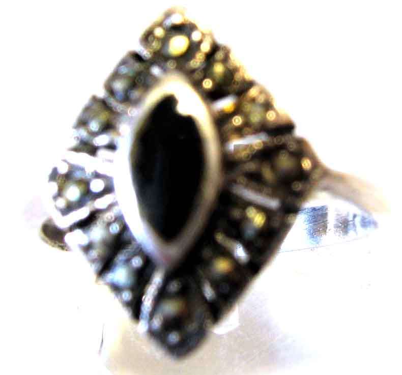 Cute Sterling Silver, Marcasite and Black Onyx Ring.