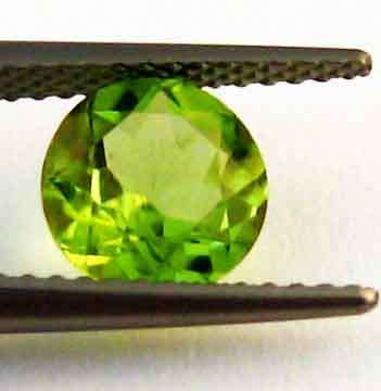 6.00 mm ROUND CUT,  PERIDOT 0.92 CT.