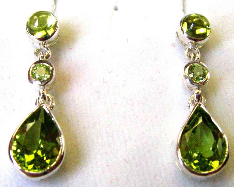 Gorgeous Sterling Silver and Peridot Earrings