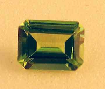 8.00 x 6.00 mm Emerald cut Peridot 1.41 ct.