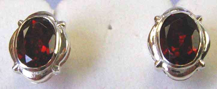 Genuine garnets in Sterling Silver Earrings.