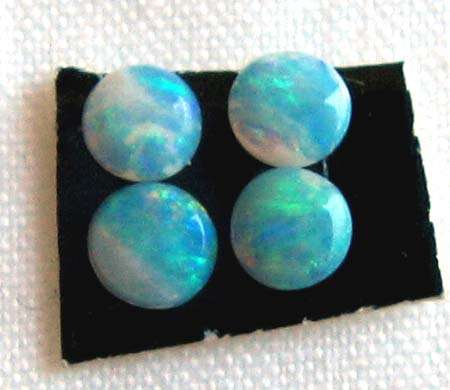 1lot of 4 pieces 3.00 mm Round Opals,